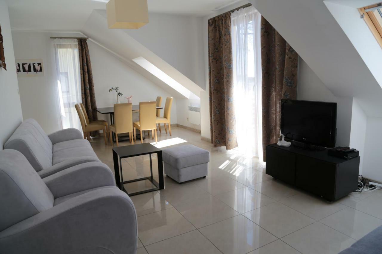 דירות רבאל Apartament Ams A12 מראה חיצוני תמונה